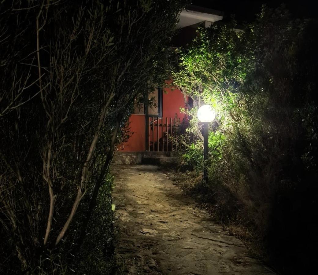 Casette Del Maestrale E Dello Scirocco SantʼAntìoco Dış mekan fotoğraf
